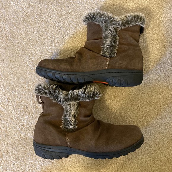 Khombu suede zip-up boots - hits at lower calf - Picture 2 of 4